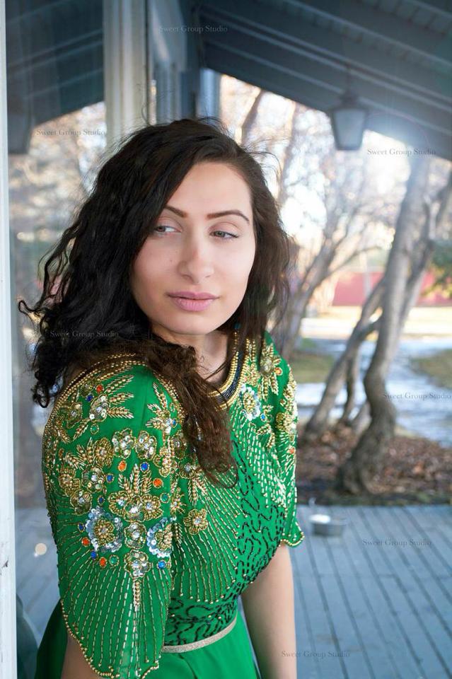 click for next image... slideshow image